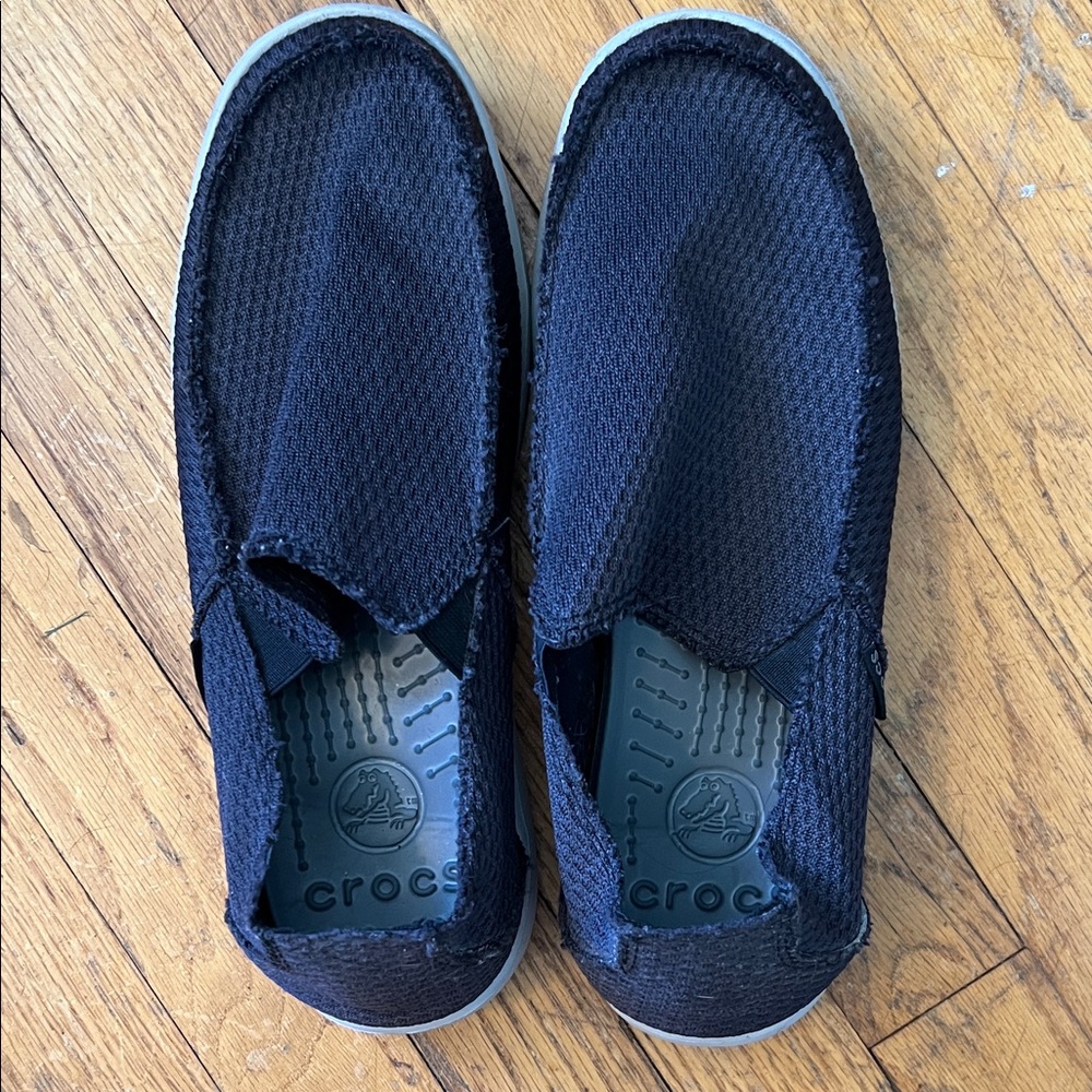 CROCS Black Textured Slip-Ons - Picture 1 of 4